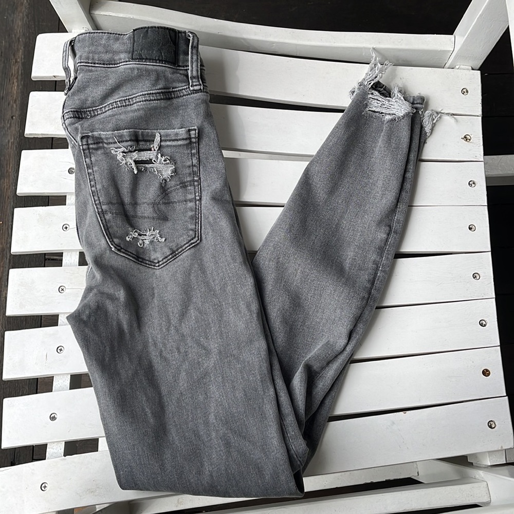 ☀️American Eagle Mom Jeans Size 00 Short Charcoal Ash - Picture 3 of 8